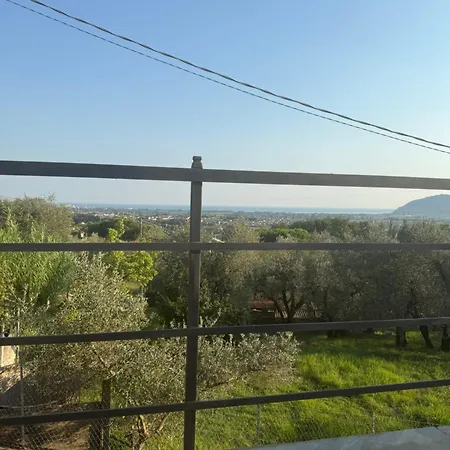 With Private Jacuzzi Castelnuovo Magra