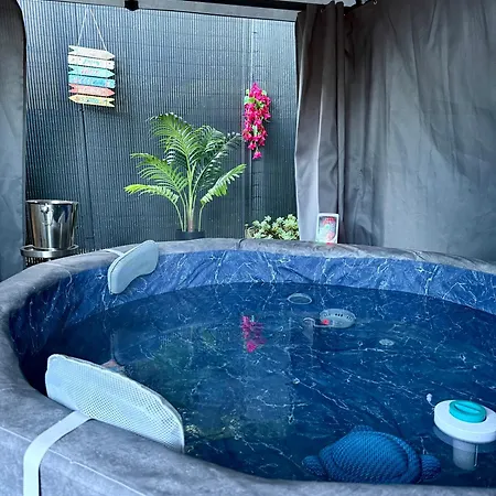 With Private Jacuzzi * Castelnuovo Magra