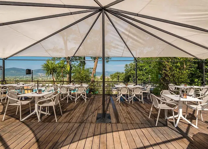 With Private Jacuzzi